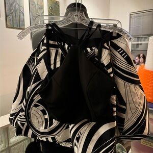 Crop top and puffy skirt w/ pockets